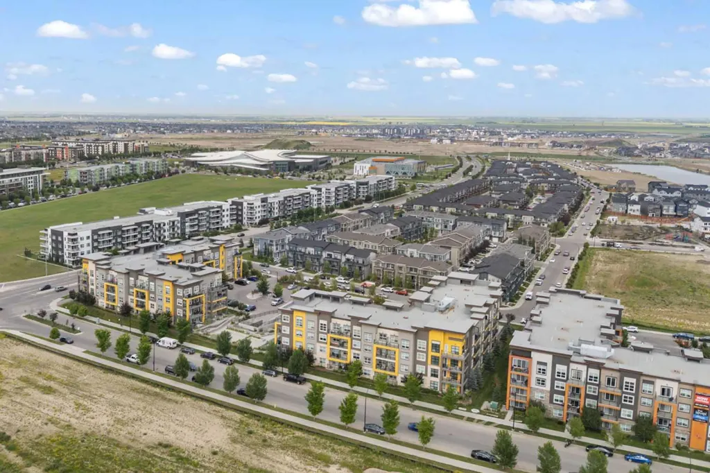 19661 40 Street SE Calgary AB T3M 3H3