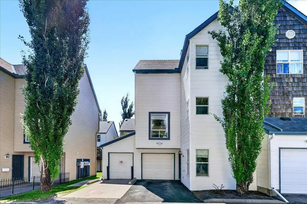 137 Bridlewood Lane SW Calgary AB T2Y 3X8