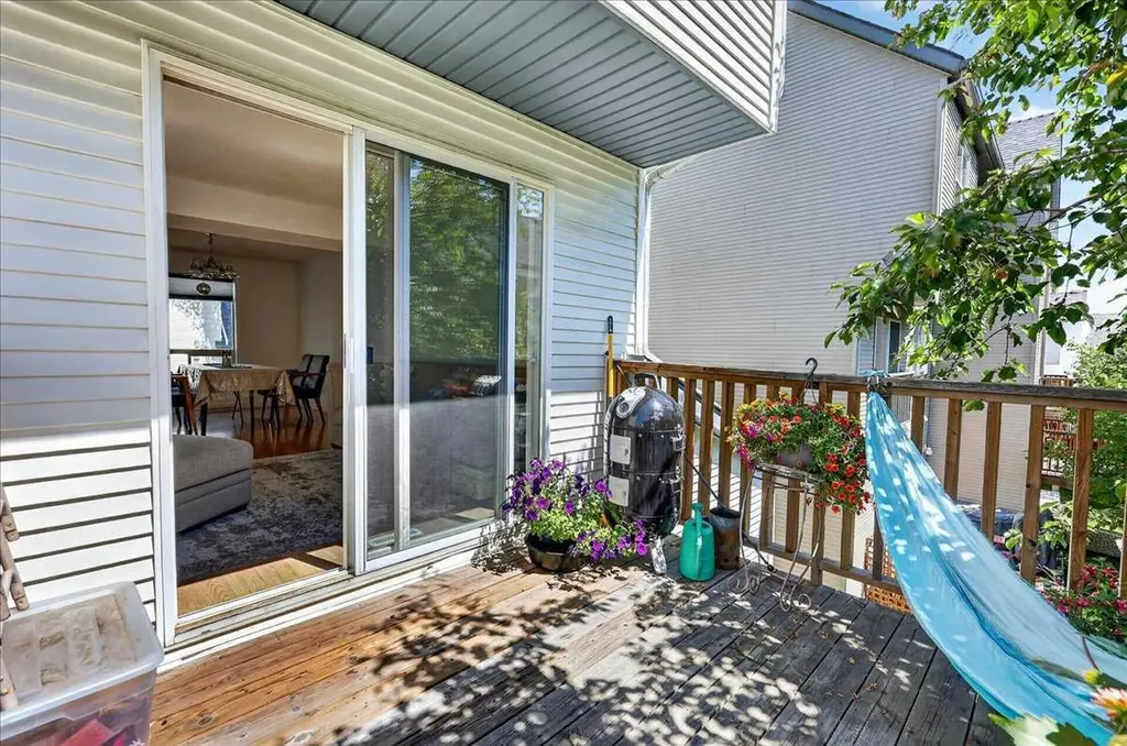 137 Bridlewood Lane SW Calgary AB T2Y 3X8