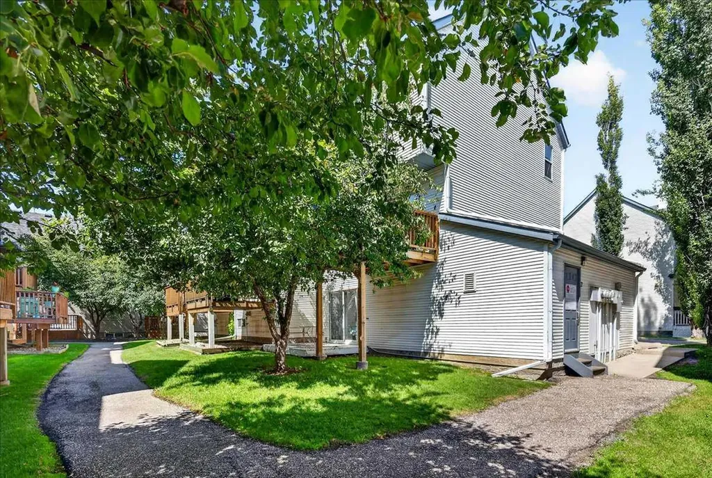 137 Bridlewood Lane SW Calgary AB T2Y 3X8