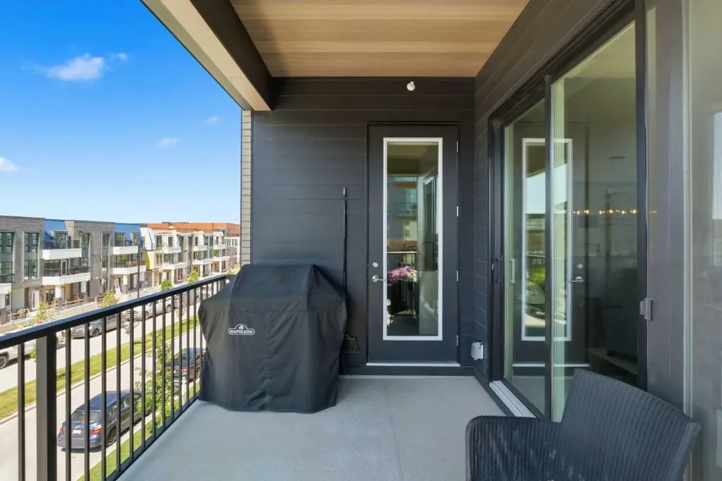 275 Lebel Crescent NW Calgary AB T3B 6L5