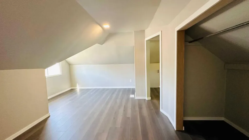 460 3 Avenue West Drumheller AB T0J 0Y2