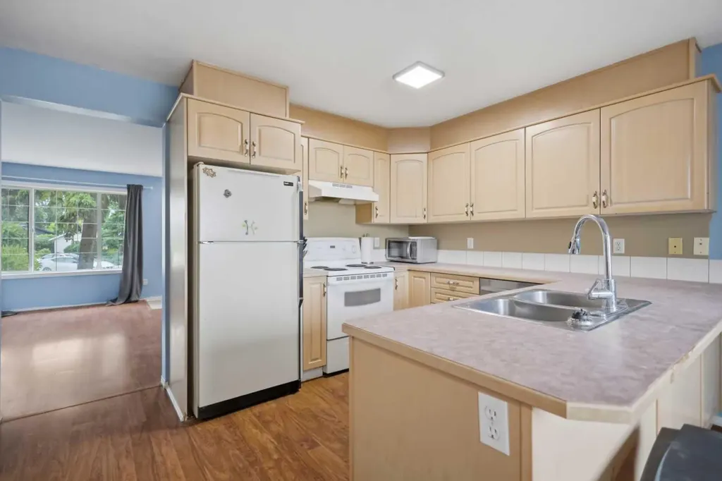 4808 Landsdown Avenue Blackfalds AB T0M 0J0