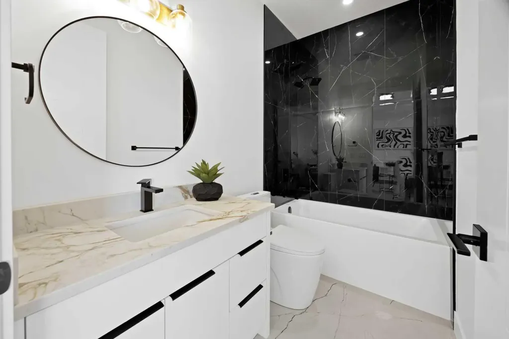 530 Waterford Rise Chestermere AB T1X 3B5