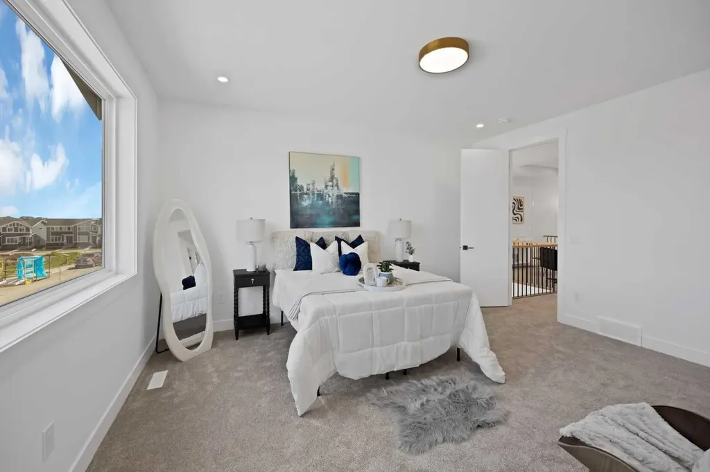530 Waterford Rise Chestermere AB T1X 3B5