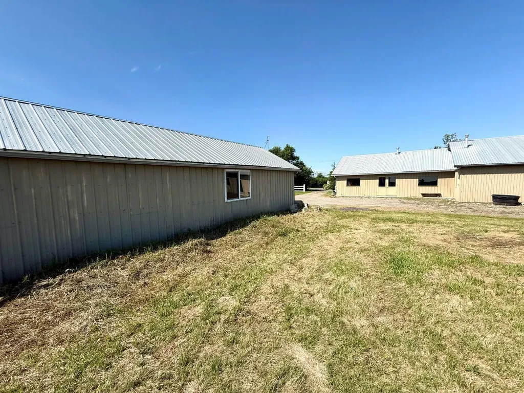 594238 104 Street E Rural Foothills County AB T0L0P0