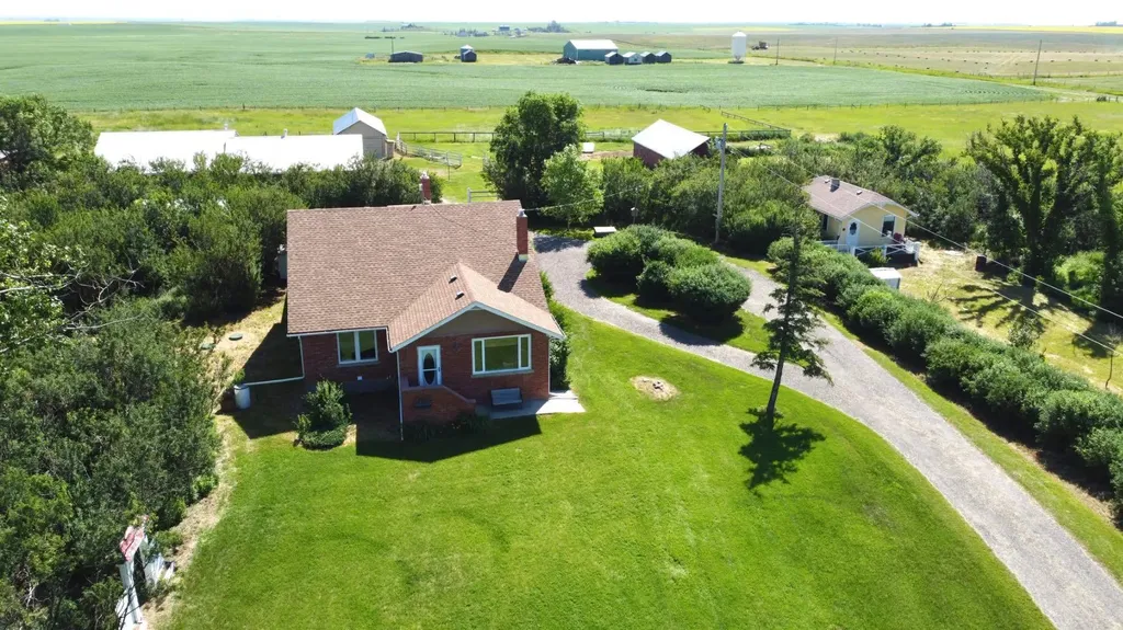 594238 104 Street E Rural Foothills County AB T0L0P0