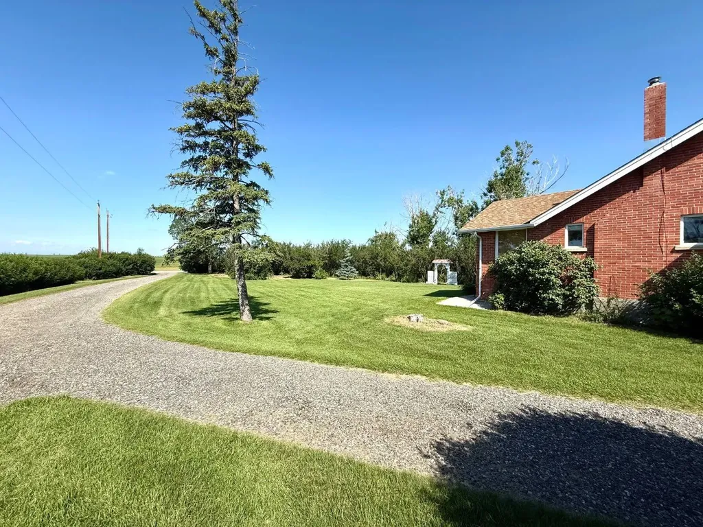 594238 104 Street E Rural Foothills County AB T0L0P0
