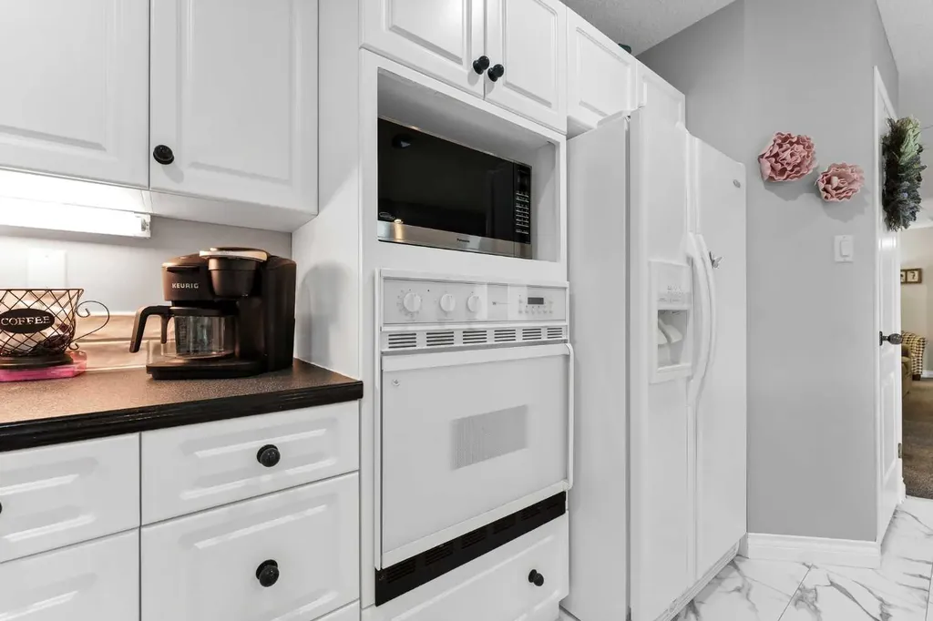 612 Sangster Crescent SW Redcliff AB T0J 2P2