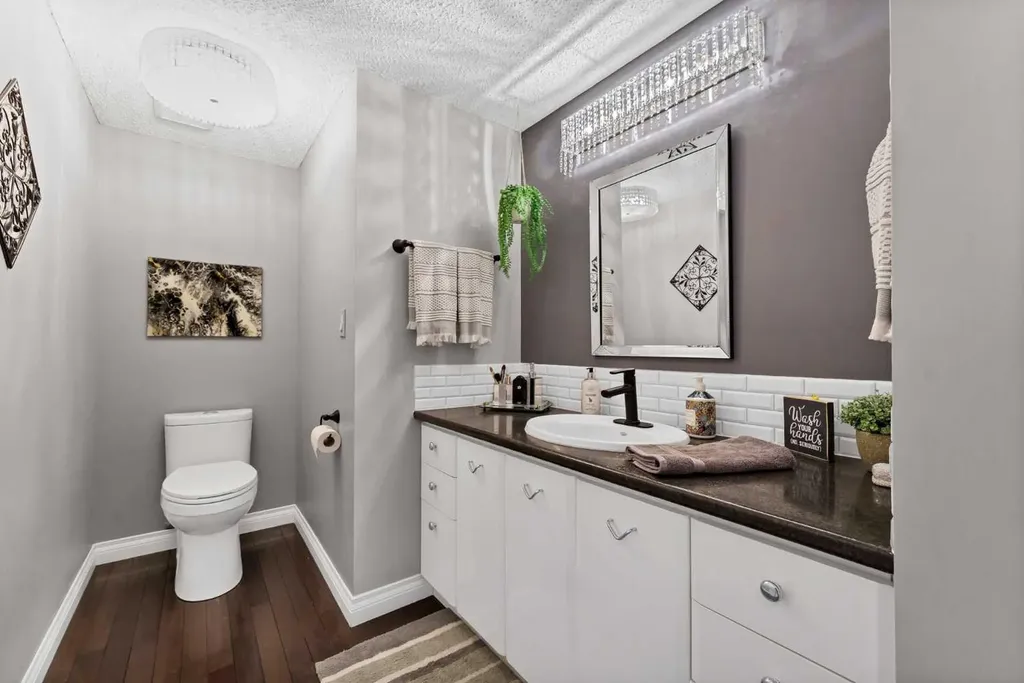 612 Sangster Crescent SW Redcliff AB T0J 2P2