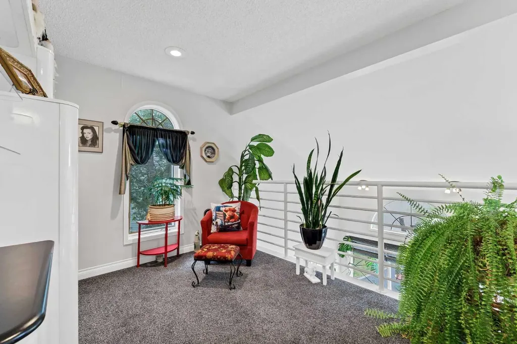 612 Sangster Crescent SW Redcliff AB T0J 2P2