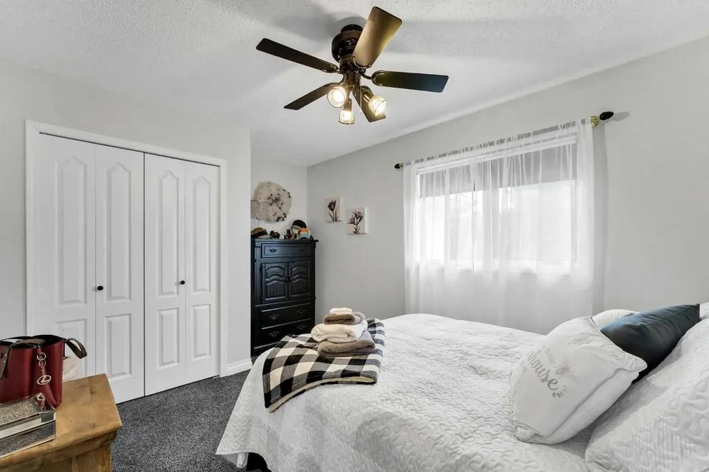612 Sangster Crescent SW Redcliff AB T0J 2P2