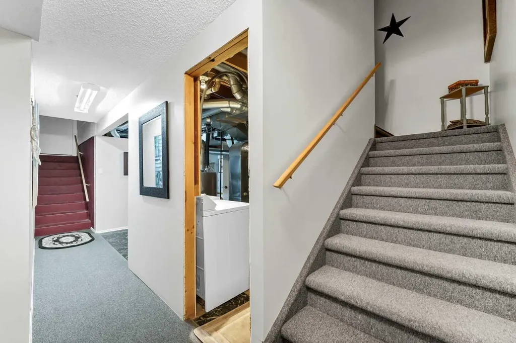 612 Sangster Crescent SW Redcliff AB T0J 2P2