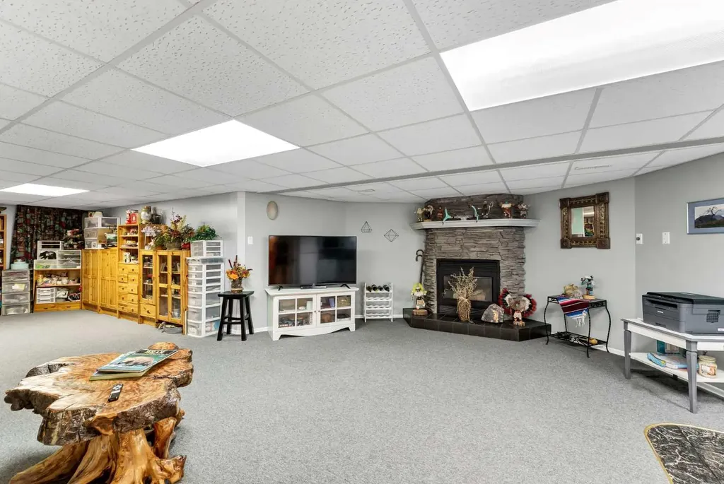 612 Sangster Crescent SW Redcliff AB T0J 2P2