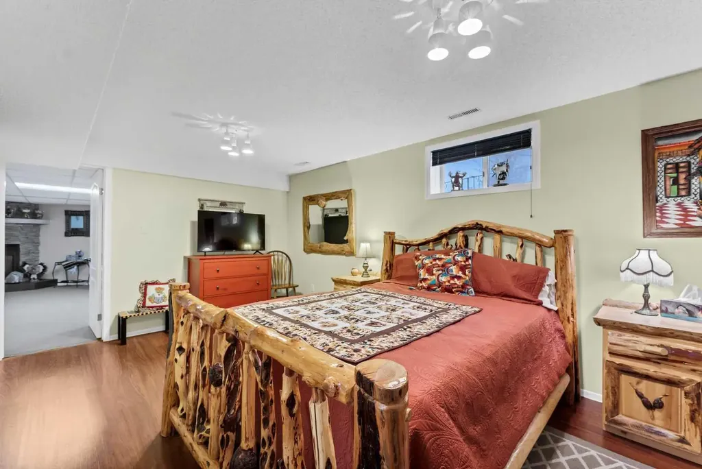 612 Sangster Crescent SW Redcliff AB T0J 2P2