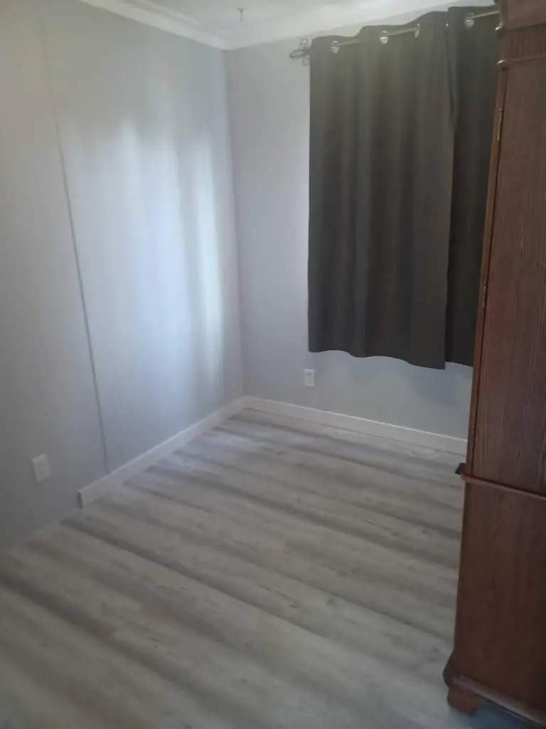 4851 46 Street Sylvan Lake AB T4S 1X2