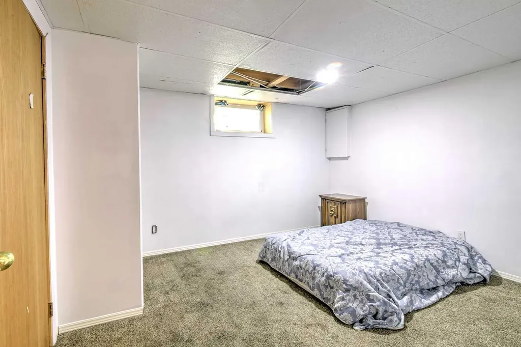 1714 15 Avenue N Lethbridge AB T1H 1W6