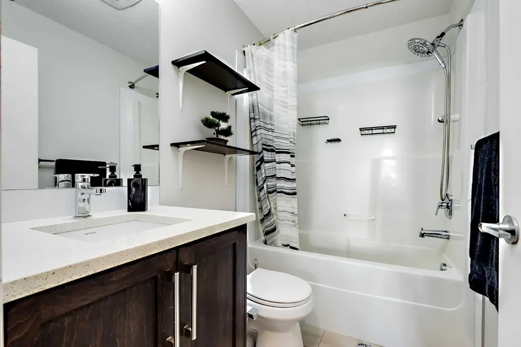 4 Sage Hill Terrace NW Calgary AB T3R 0W4