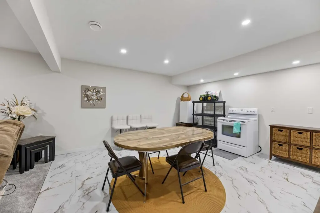 1109 Cornerstone Crescent Olds AB T4H 0B7