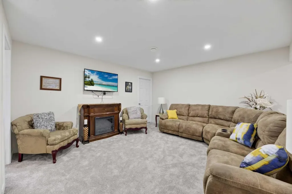 1109 Cornerstone Crescent Olds AB T4H 0B7