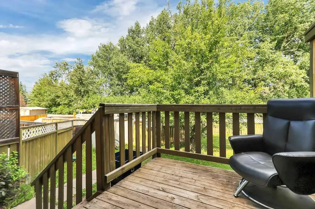 49 Abel Close Red Deer AB T4R 2Y3