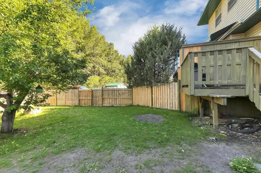 49 Abel Close Red Deer AB T4R 2Y3