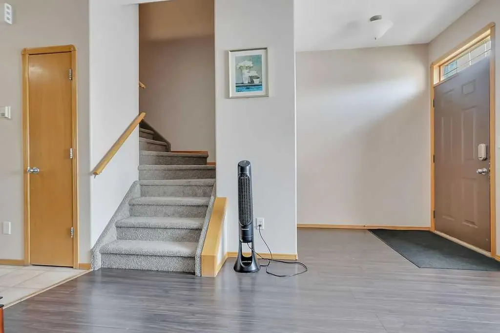 49 Abel Close Red Deer AB T4R 2Y3