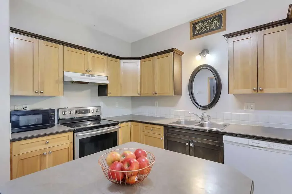 49 Abel Close Red Deer AB T4R 2Y3