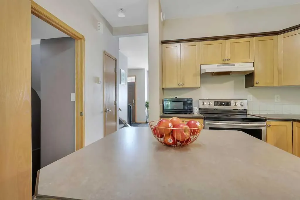 49 Abel Close Red Deer AB T4R 2Y3