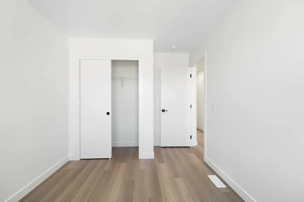 2230 81st Street SW Calgary AB T3H 6M2