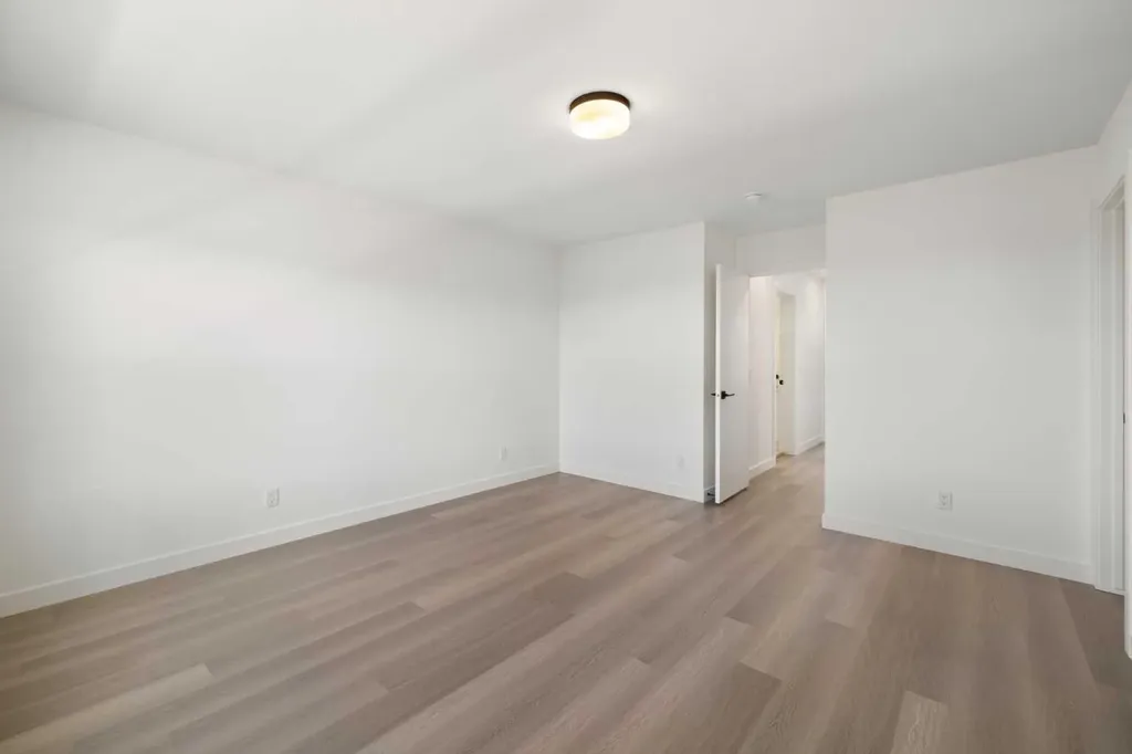 2230 81st Street SW Calgary AB T3H 6M2