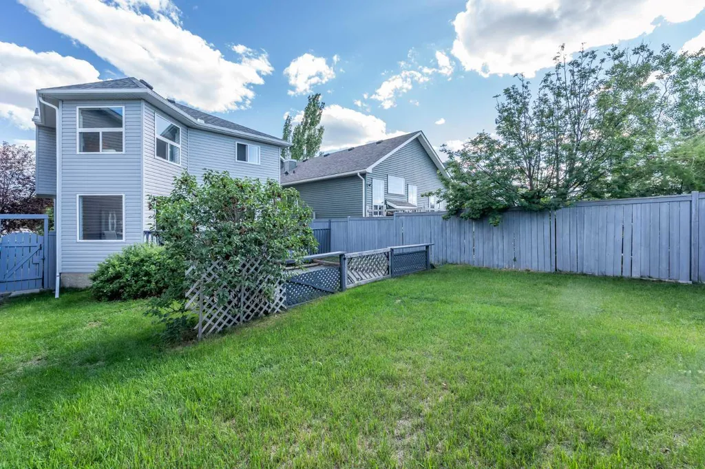 203 Coville Close NE Calgary AB T3K5V8
