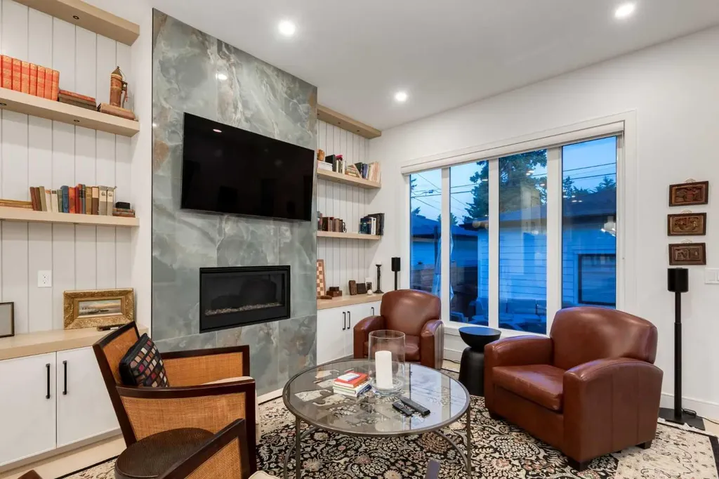 3719 2 Avenue SW Calgary AB T3C 0A2