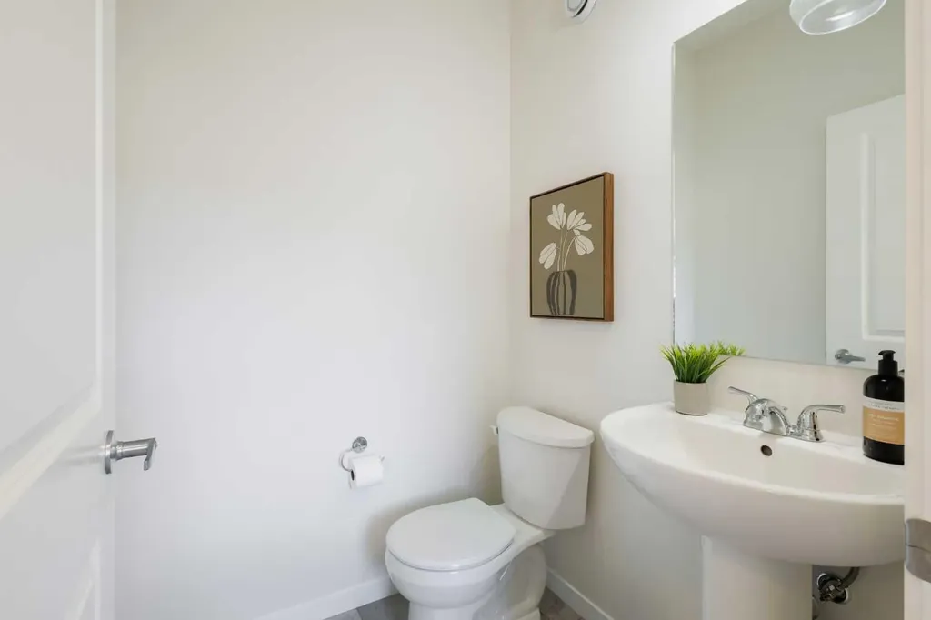 71 Sage Hill Lane NW Calgary AB T3R 2B3