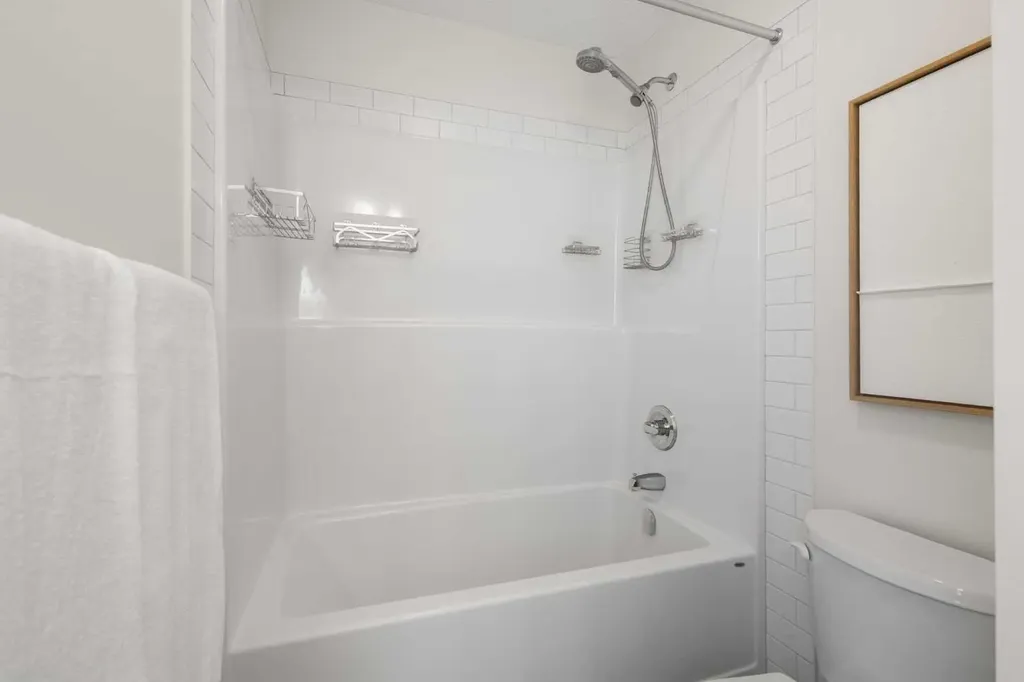 71 Sage Hill Lane NW Calgary AB T3R 2B3