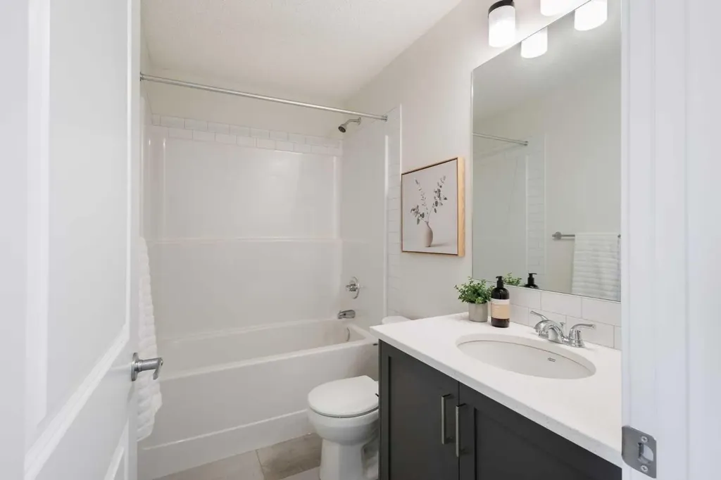 71 Sage Hill Lane NW Calgary AB T3R 2B3