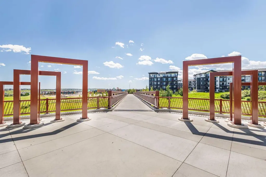 71 Sage Hill Lane NW Calgary AB T3R 2B3