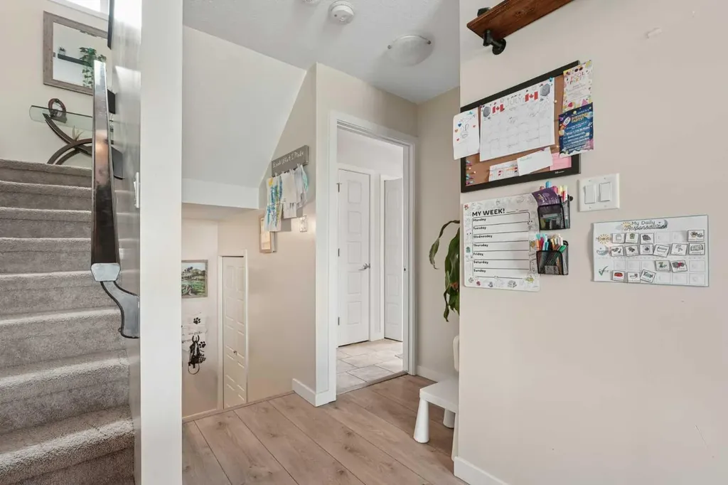 648 Parkside Green Coaldale AB T1M 0B2