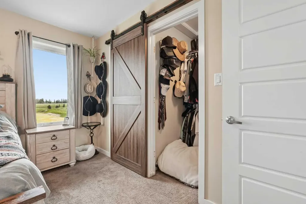 648 Parkside Green Coaldale AB T1M 0B2
