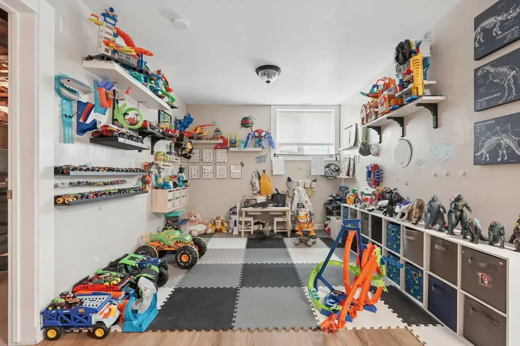 648 Parkside Green Coaldale AB T1M 0B2
