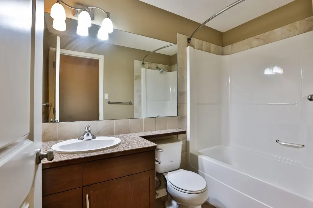 215 Haru Moriyama Place N Lethbridge AB T1H5W4