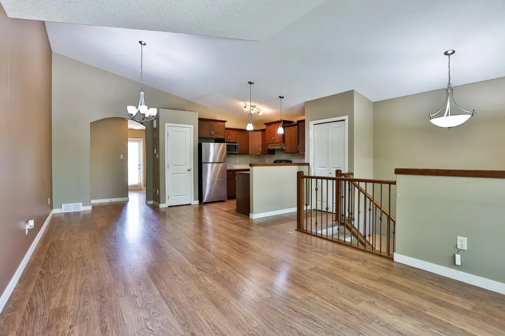 215 Haru Moriyama Place N Lethbridge AB T1H5W4