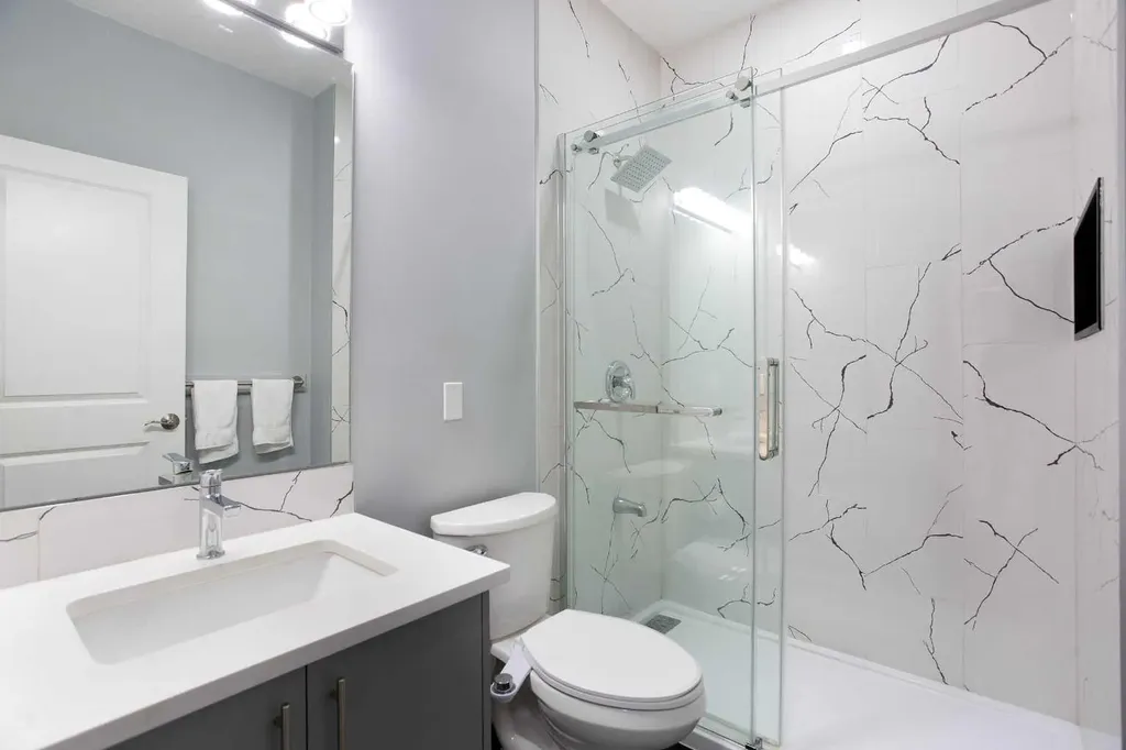 1925 Luxstone Park SW Airdrie AB T4B 3B5