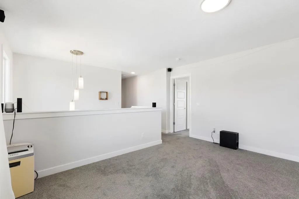 183 Brander Avenue Langdon AB T0J 1X2