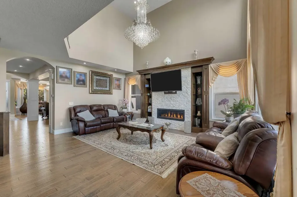 255 Stonemere Green Chestermere AB T1X 0X5