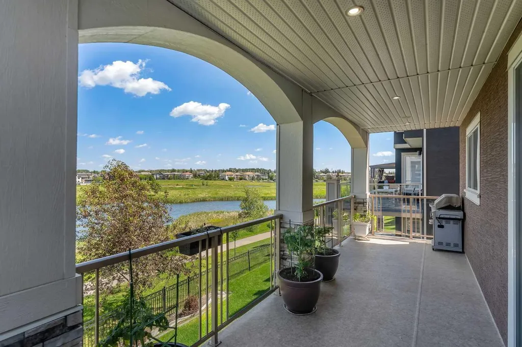 255 Stonemere Green Chestermere AB T1X 0X5