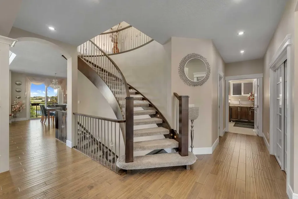 255 Stonemere Green Chestermere AB T1X 0X5