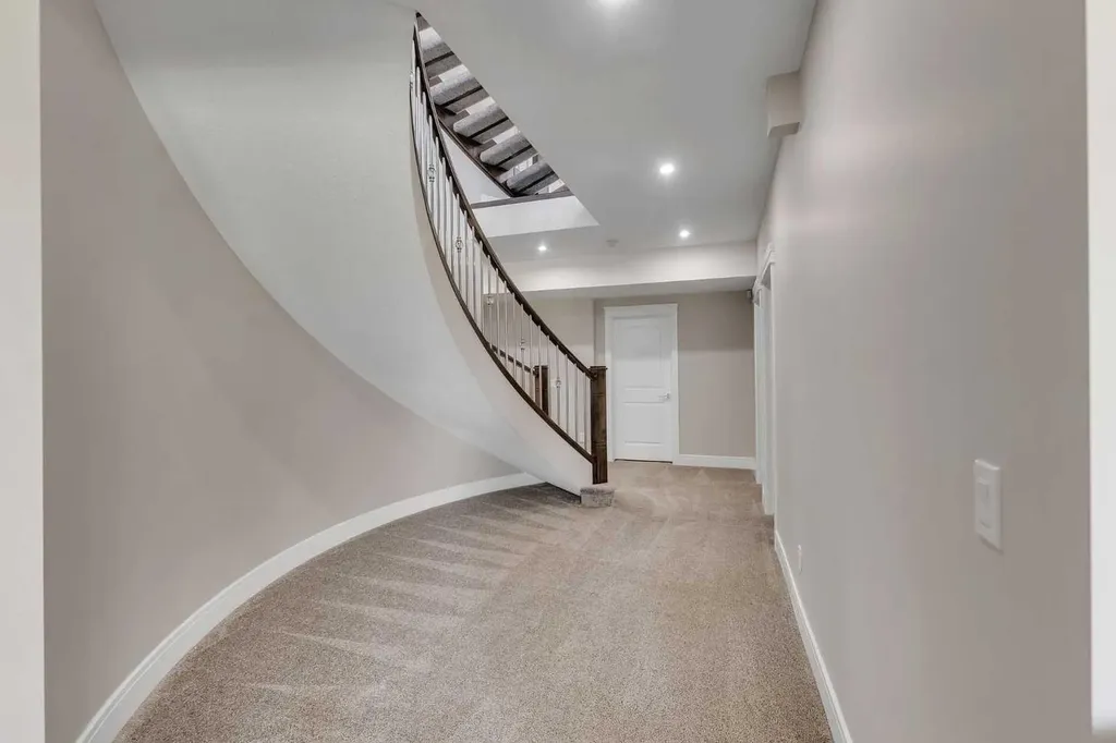 255 Stonemere Green Chestermere AB T1X 0X5