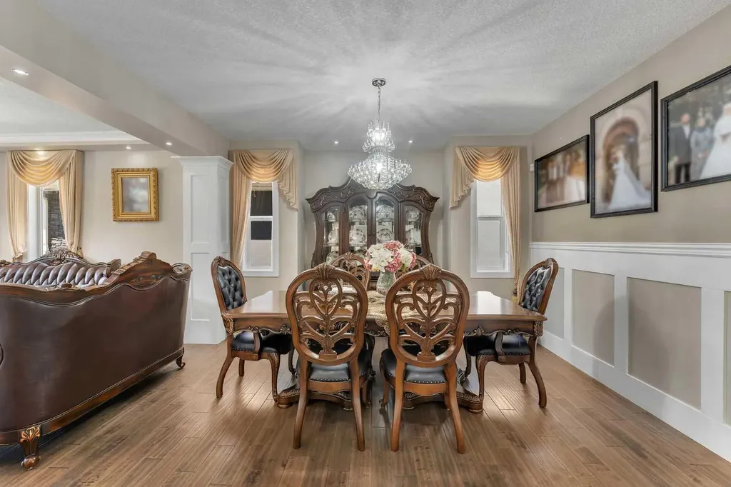 255 Stonemere Green Chestermere AB T1X 0X5