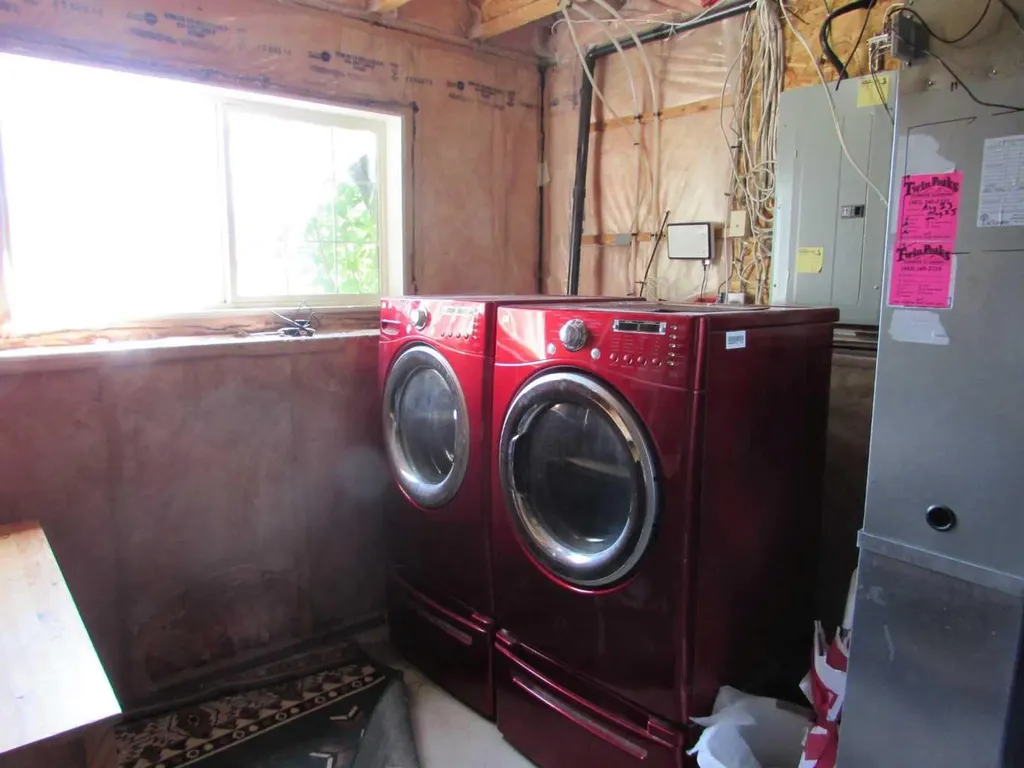5204 Landsdowne Avenue Blackfalds AB T0M0J0